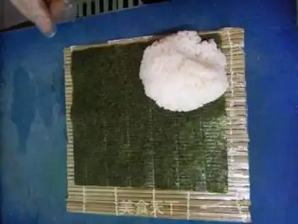 Make Sesame-sushi step 2