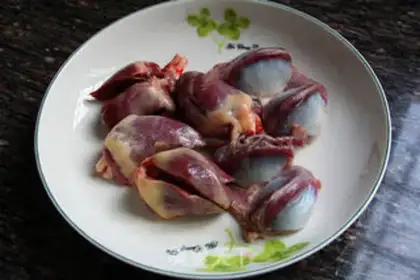 Make Abalone duck soup step 1