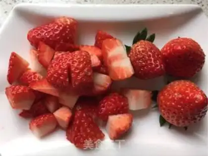Make Tea strawberry mousse cake step 6