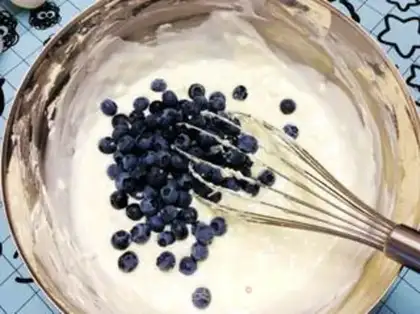 Make Blueberry yogurt cream step 3