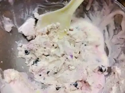 Make Blueberry yogurt cream step 4