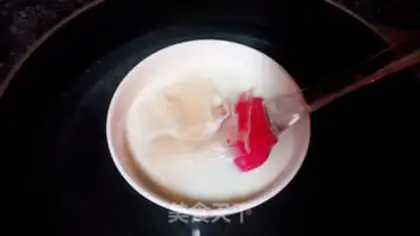 Make Strawberry rolls step 4
