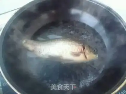 Make Milk soup and fish radish step 1