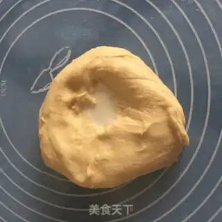 Make Flower coconut bread step 18