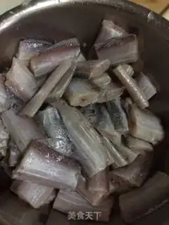 Make Jell-O fish step 0