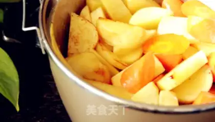 Make Red curry chicken gravy step 1