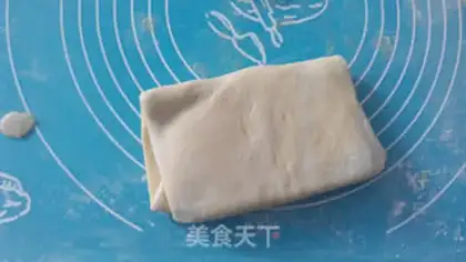 Make Strawberry Napoleon step 12
