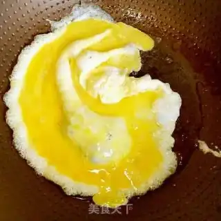 Make Scrambled eggs step 3