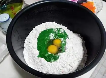 Make Emerald Bean Sandcake step 2
