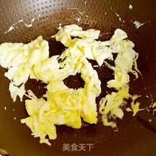 Make Scrambled eggs step 4
