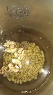 Make walnut sesame soy sauce step 4
