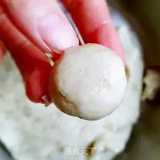 Make Sesame potato ball step 3