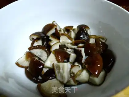 Make Onion with mushrooms step 3