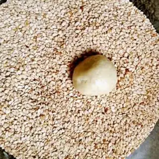 Make Sesame potato ball step 4