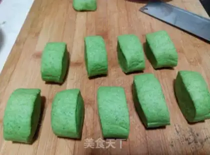 Make Emerald Bean Sandcake step 6