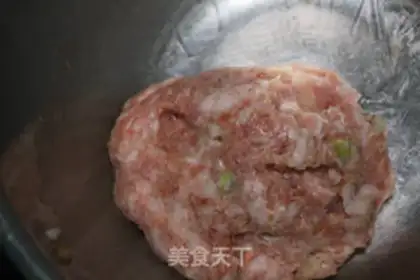 Make Spoonball fan soup step 1