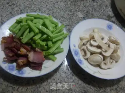 Make Fungus sauce step 0