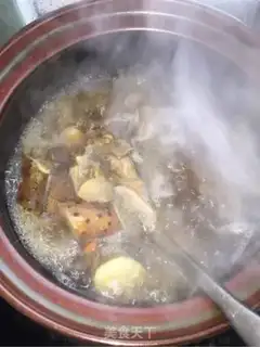 Make The lamb chop soup step 3
