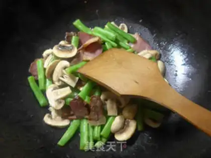 Make Fungus sauce step 4