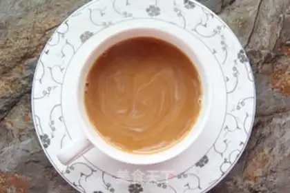 Make Rose milk tea step 2