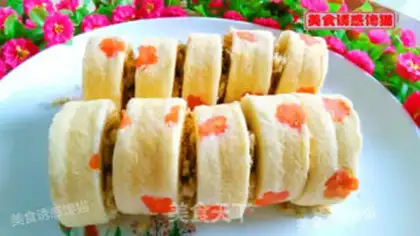 Make The meat pine potato cake roll step 11