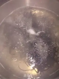 Make Frozen root powder step 1