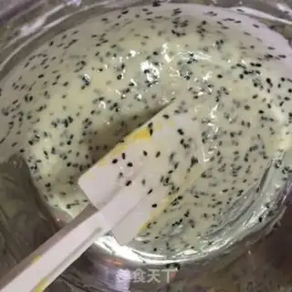 Make Black sesame pancakes step 5