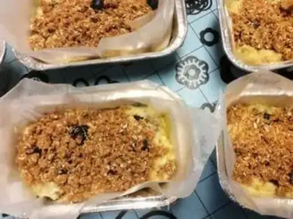 Make Crackers, blueberry cake step 9