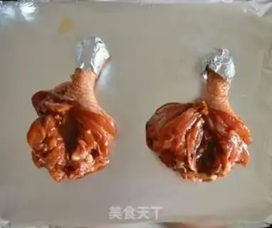 Make Roast chicken leg with fork step 5