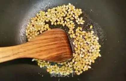 Make Sweet popcorn step 3