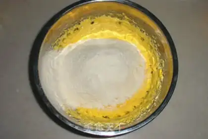 Make Orange pound cake step 4