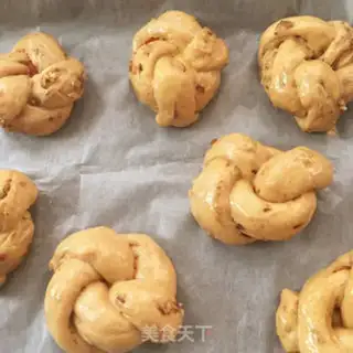 Make A walnut-tree snack step 19