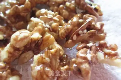 Make Amber walnuts step 6