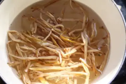 Make We have beef soup in winter step 5