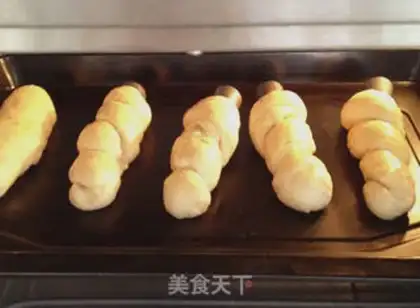 Make Cream cream and bread step 13