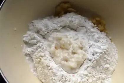 Make Banana cake for the winter step 3