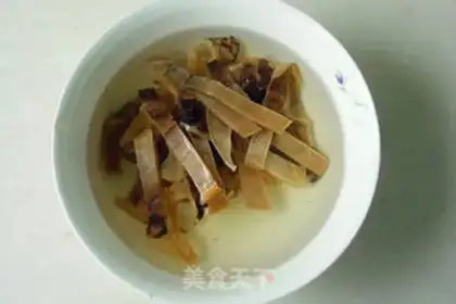 Make Ink-dried quail red roast step 0
