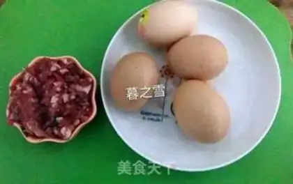 Make Meat and eggs step 0