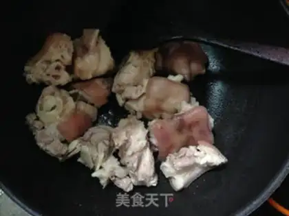 Make Hot pig hoofs step 3