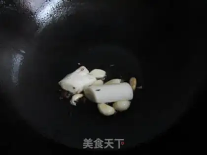 Make Fungus hen soup step 3