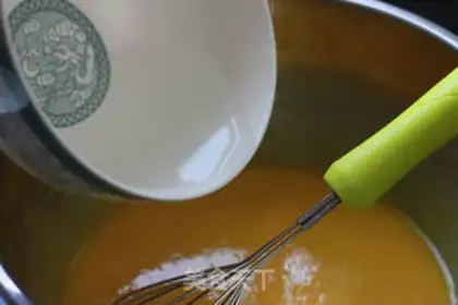 Make The cranberry rice cake step 5