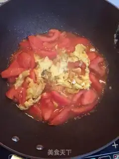 Make Tomato fried eggs step 3