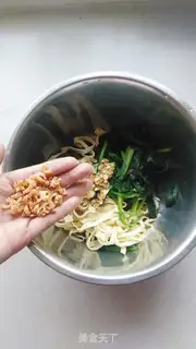Make A spinach with beans step 3