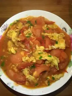 Make Tomato fried eggs step 5