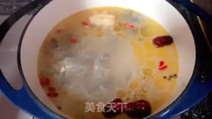 Make Old hen stewed the bamboo step 4