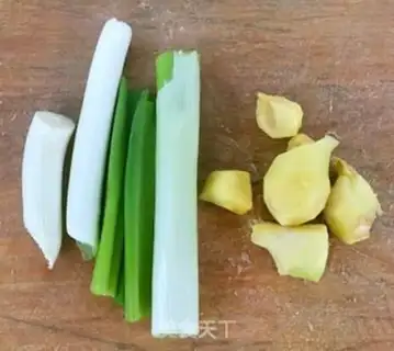 Make Fresh fragrance step 1