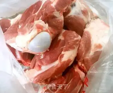 Make A red-burned pigbone stick step 0