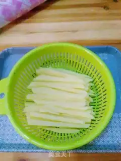 Make Spilled potatoes step 0