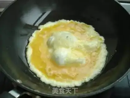 Make Autumn fried eggs step 3