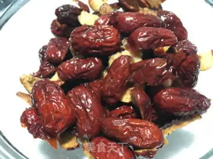 Make Red sugar ginger dates step 0